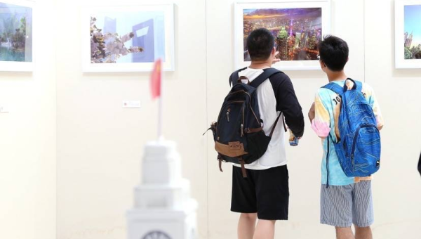 判断 AI 绘画赛博城市模型侵权依据-极客空间站